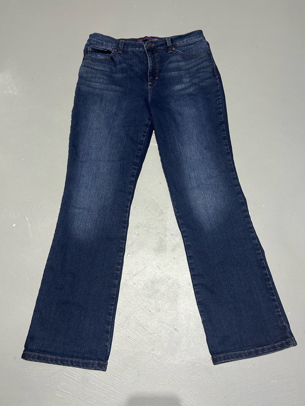 Gloria Vanderbilt Amanda Bootcut Denim Blue Jeans (Women’s Size 10S - 30W / 29L)